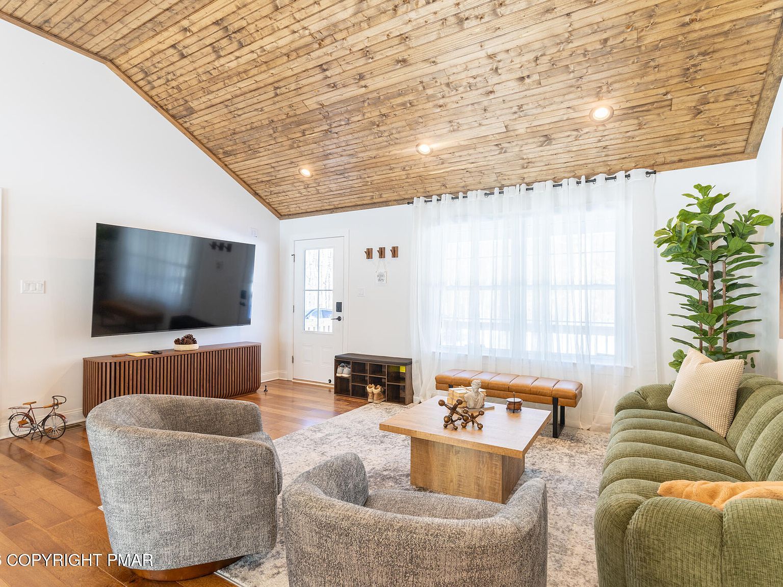 201 Sun Valley Dr Blakeslee, PA 18610 - Thumbnail 5