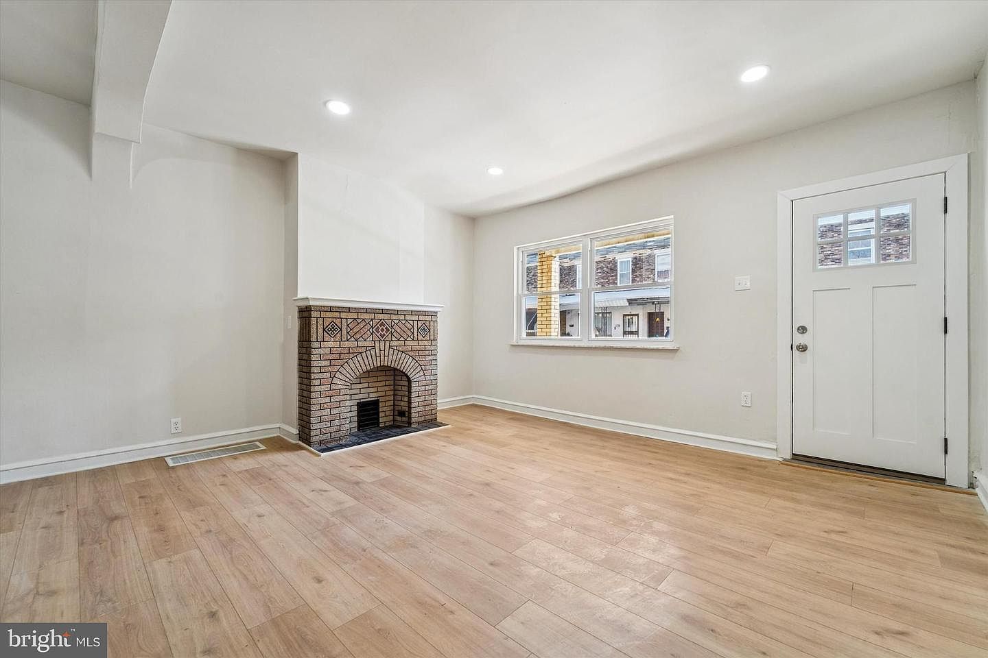 6153 Reedland St Philadelphia, PA 19142 - Thumbnail 5