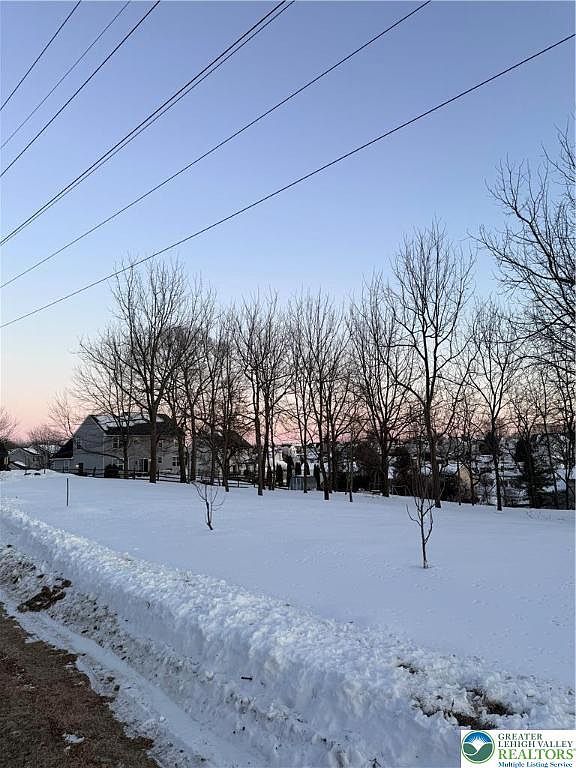 4720 3rd St Whitehall, PA 18052 - Thumbnail 5