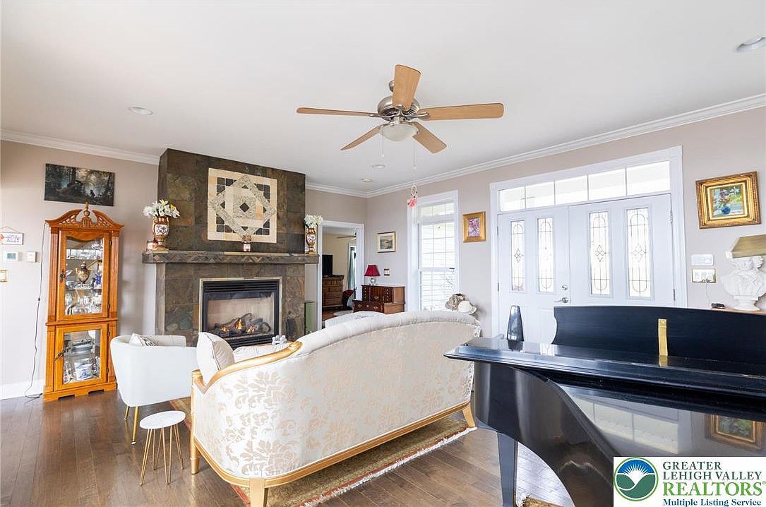 1231 Sky High Ter Effort, PA 18330 - Thumbnail 5