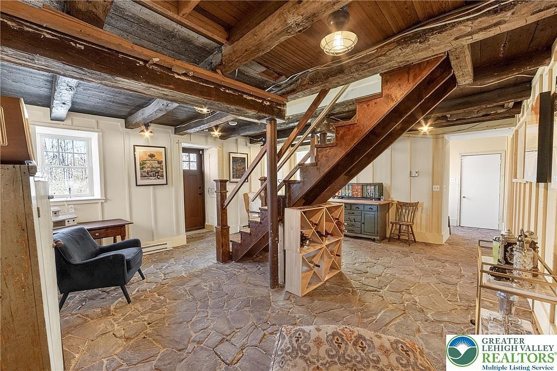 4238 Best Station Rd Slatington, PA 18080 - Thumbnail 5