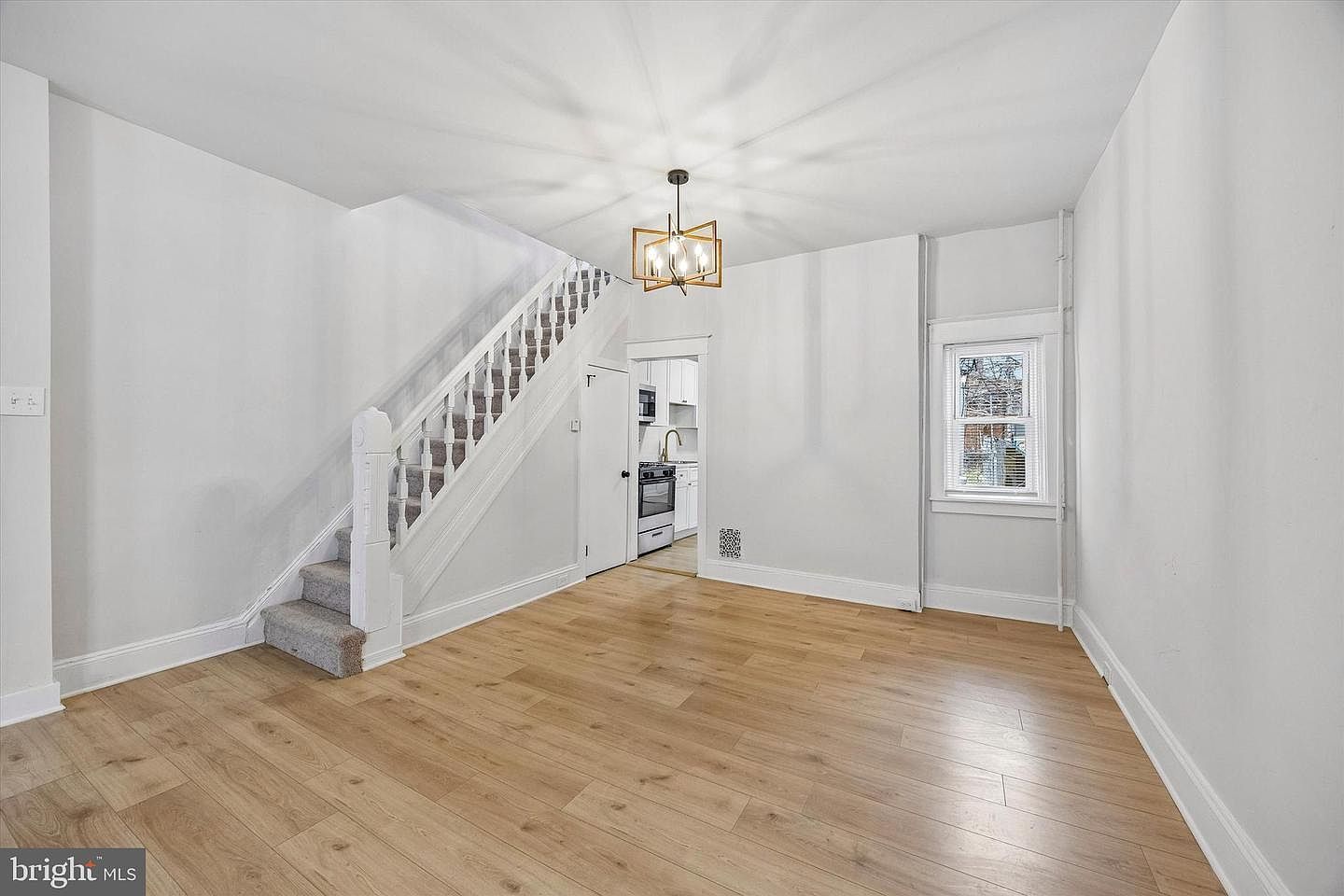 2132 S Simpson St Philadelphia, PA 19142 - Thumbnail 5