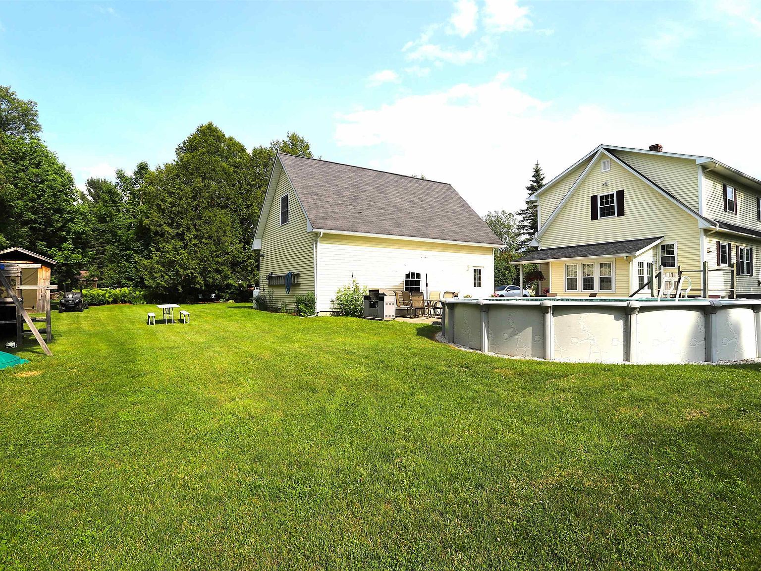 140 Valentine Ave Derby Line, VT 05830 - Thumbnail 5