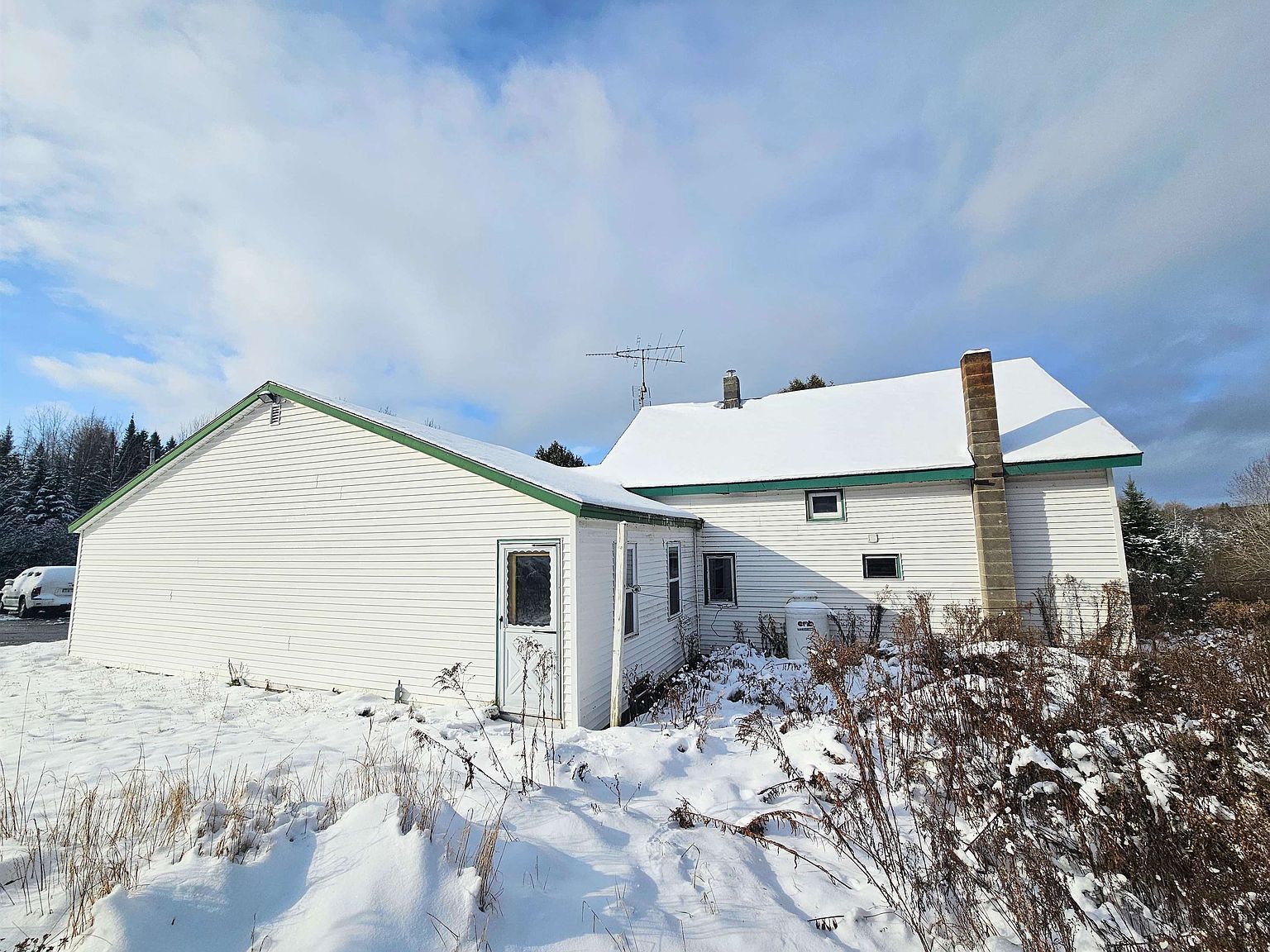 113 Marsh Rd Norton, VT 05907 - Thumbnail 5