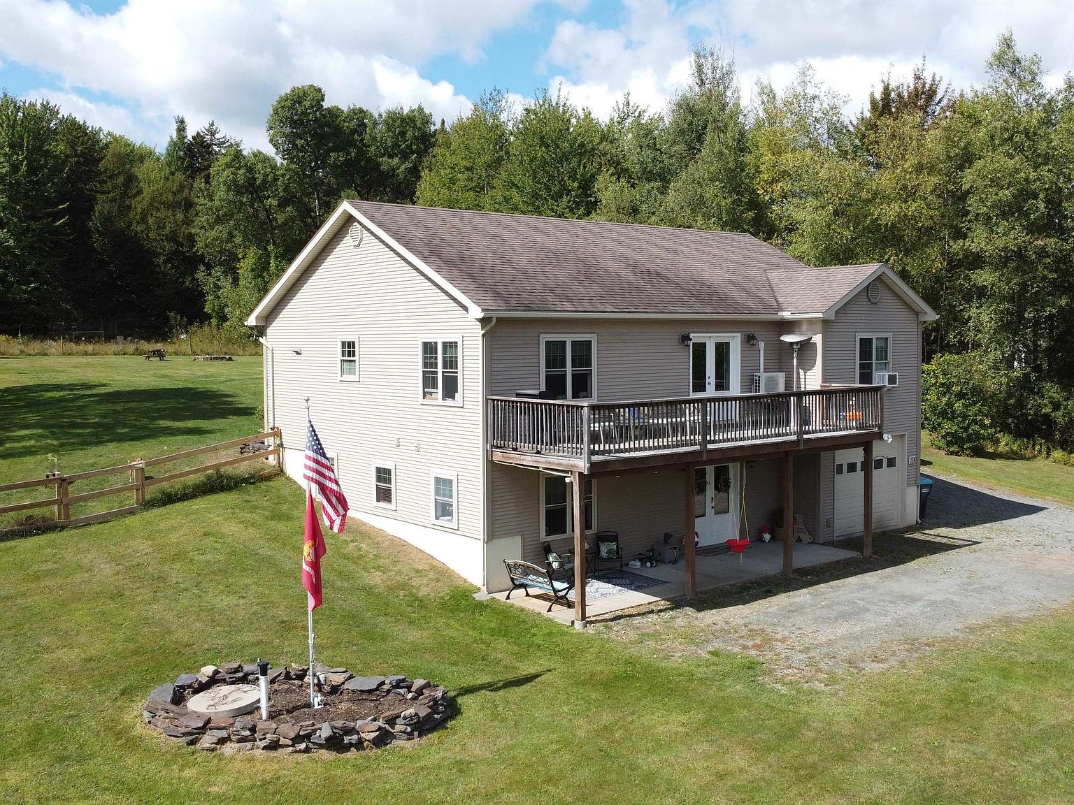 228 Gage Rd Newport Center, VT 05857 - Thumbnail 5