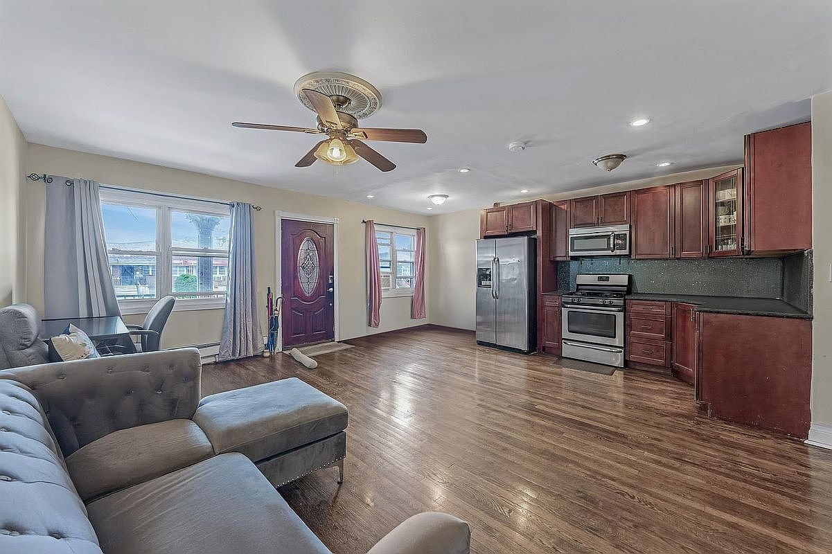 10406 Avenue Brooklyn, NY 11236 - Thumbnail 5