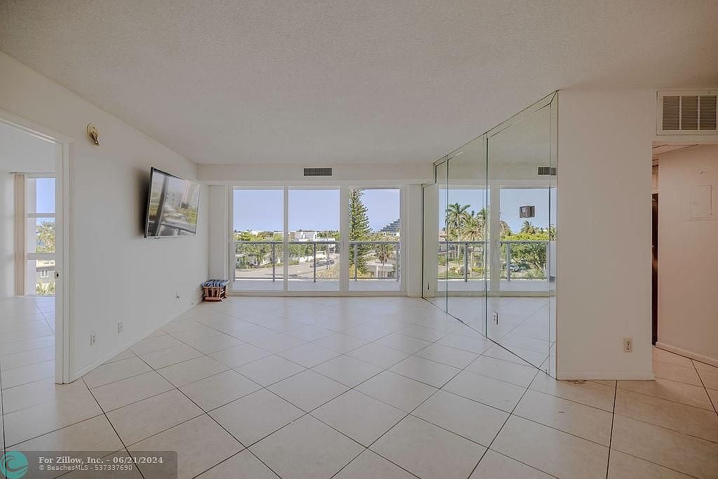 2701 N Ocean Blvd APT 4C Fort Lauderdale, FL 33308 - Thumbnail 5