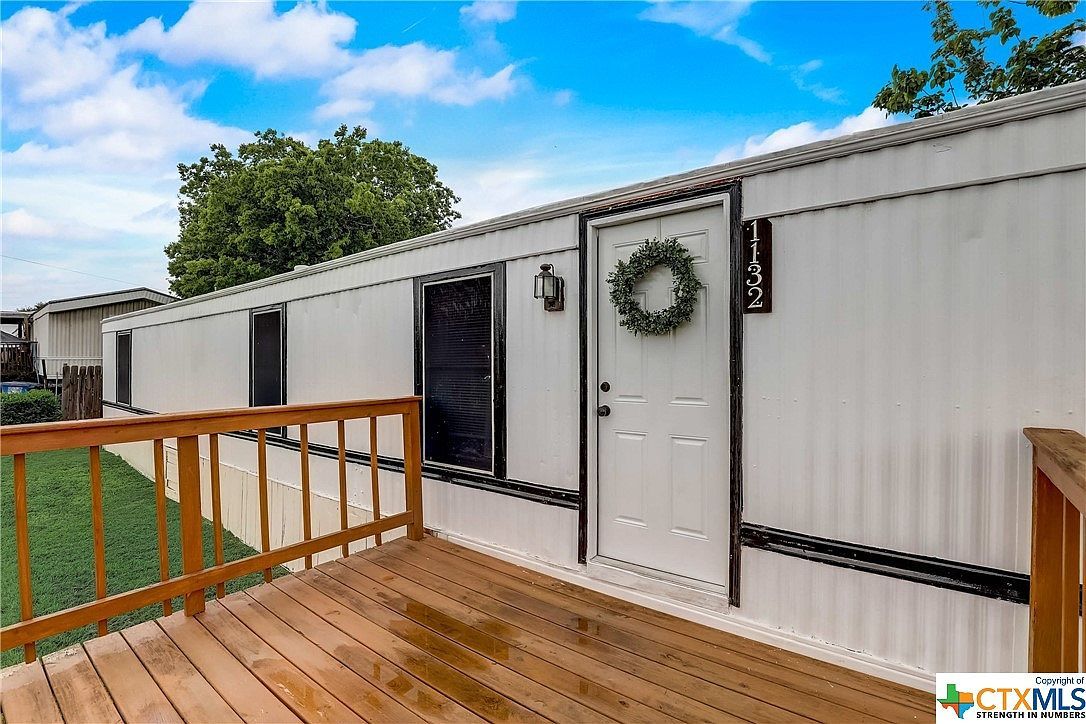 1132 Debbie Dr Marion, TX 78124 - Thumbnail 5