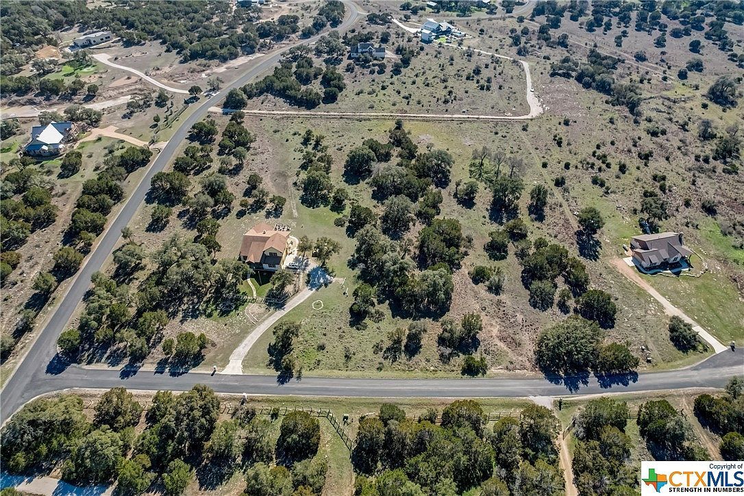 201 Lost Falls Cv Wimberley, TX 78676 - Thumbnail 5