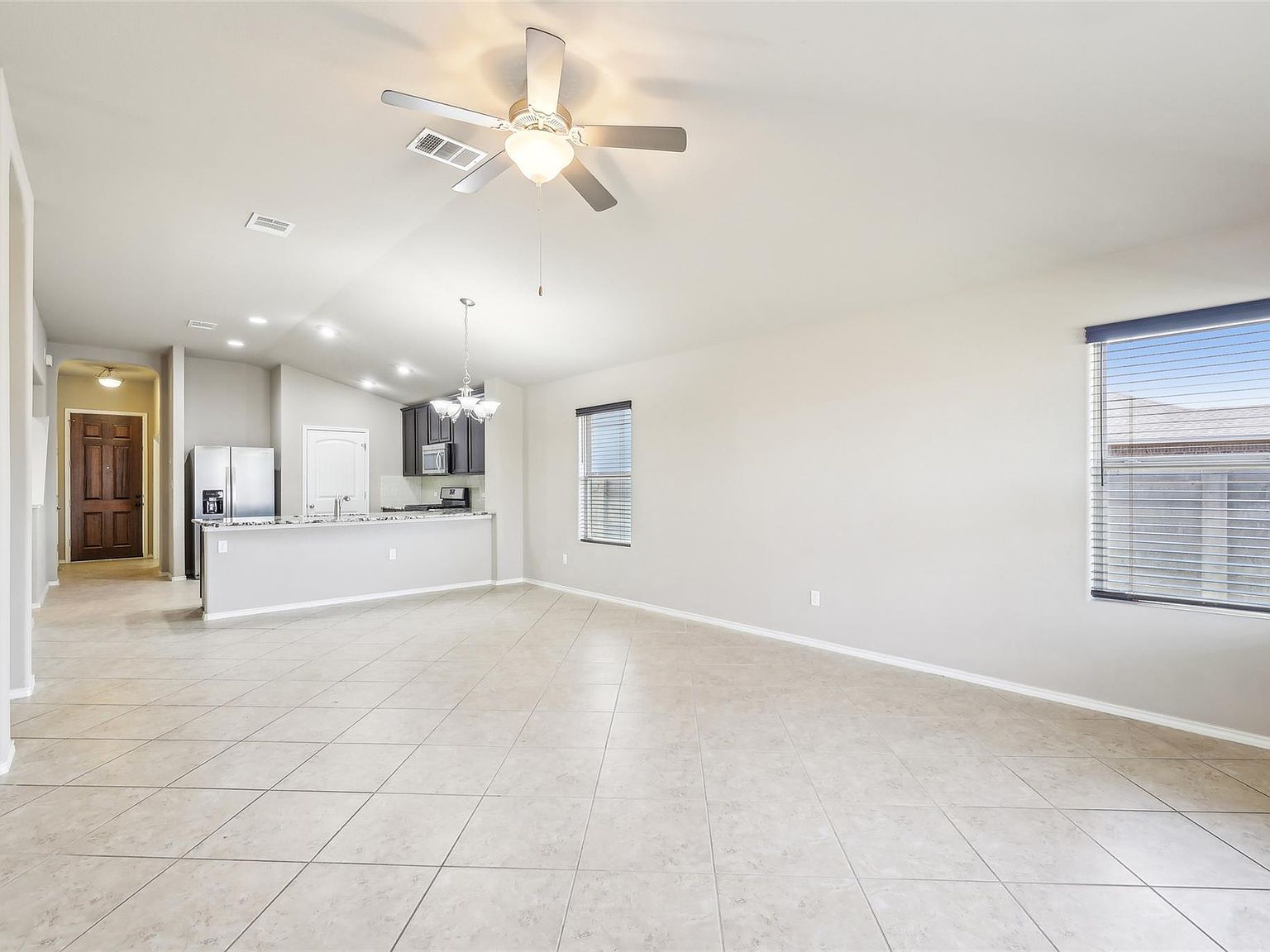 300 Wincliff Dr Buda, TX 78610 - Thumbnail 5