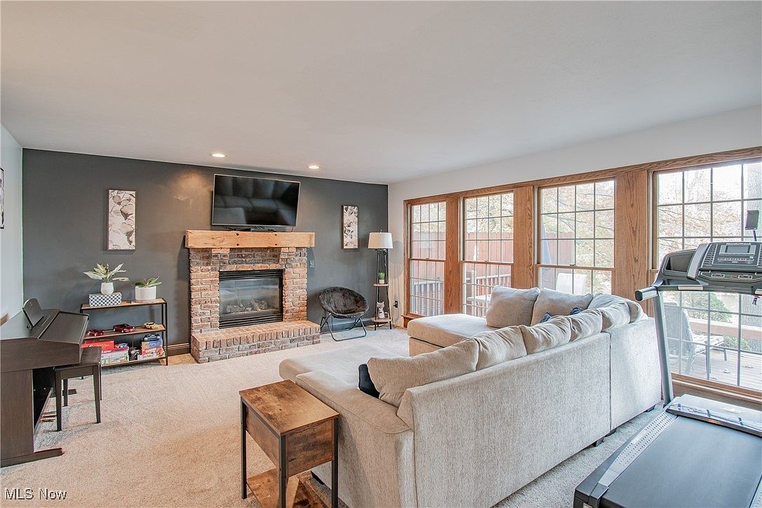 700 Stillwater Dr Deerfield, OH 44411 - Thumbnail 5