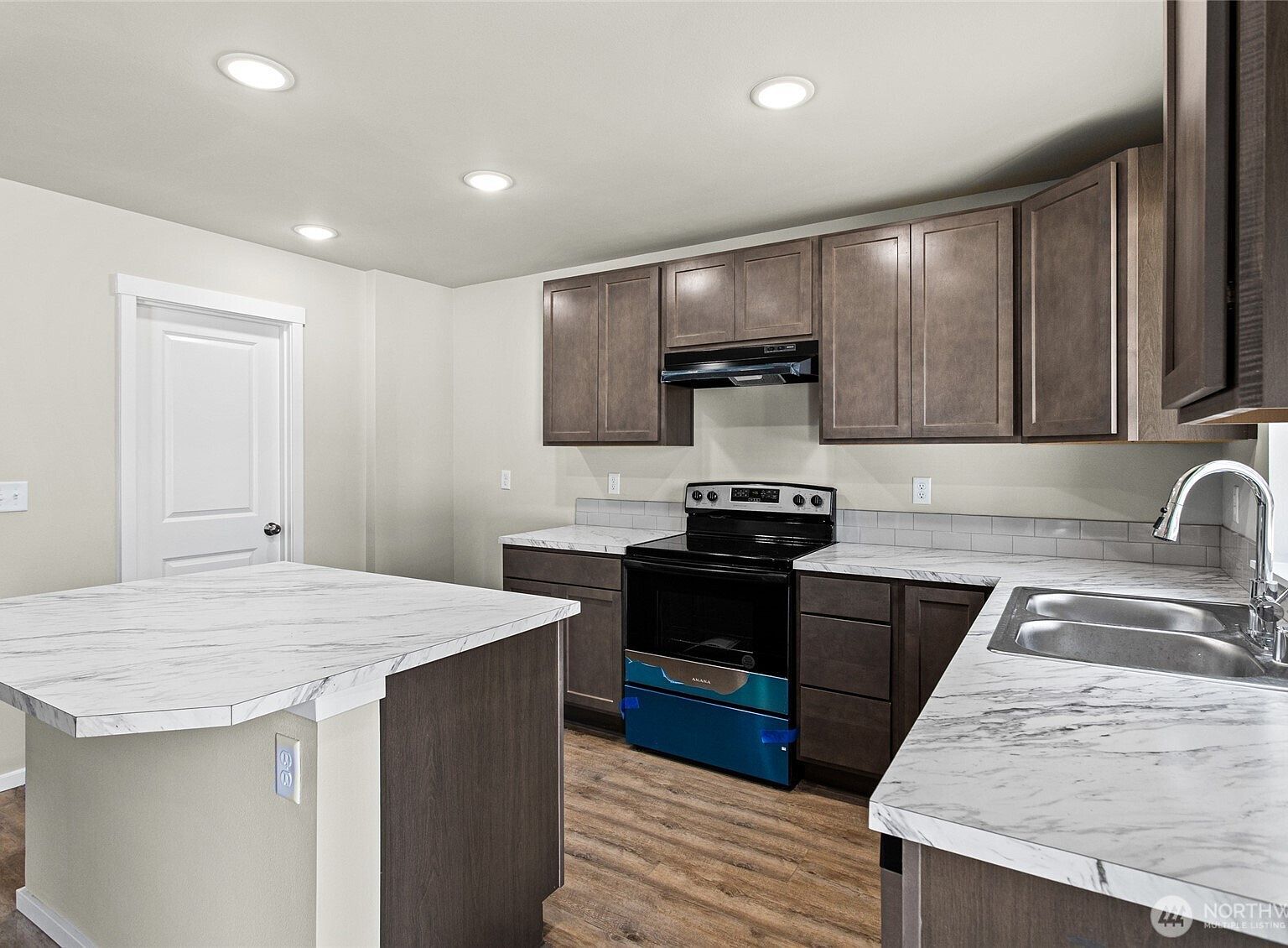 425 Pear Dr Tieton, WA 98947 - Thumbnail 5