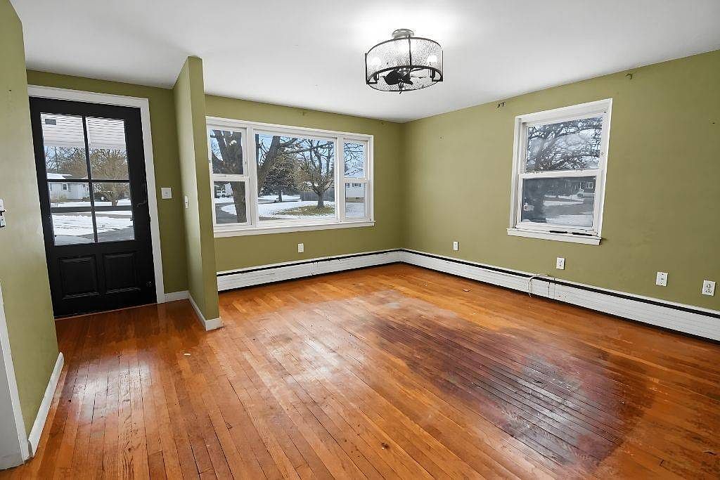 96 Burgoyne Dr Warwick, RI 02889 - Thumbnail 5