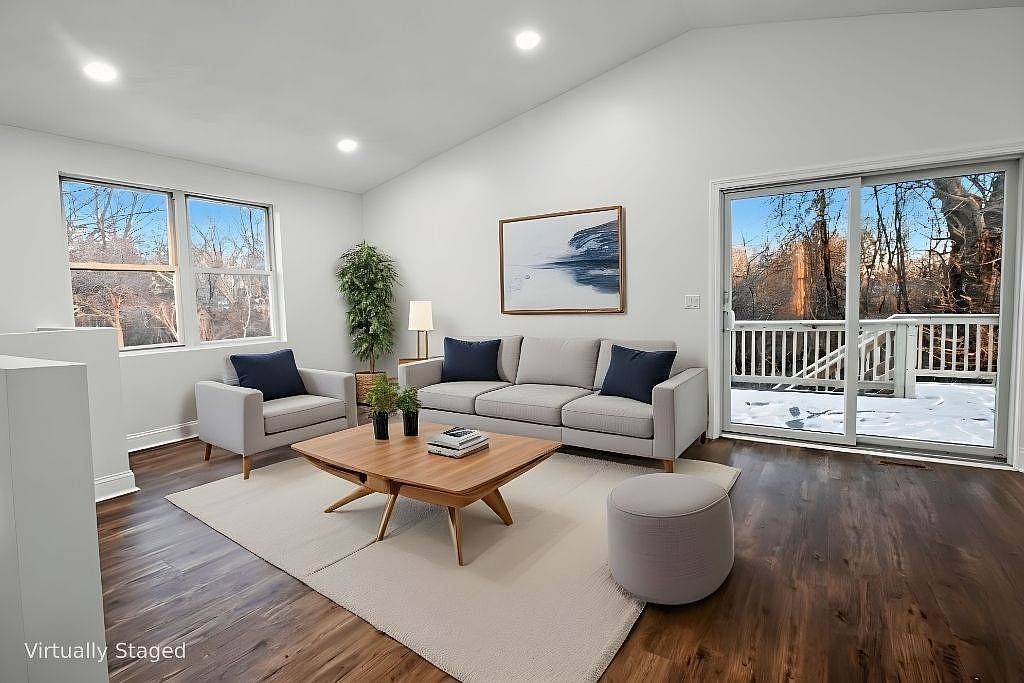 49 Poisson St Cumberland, RI 02864 - Thumbnail 5