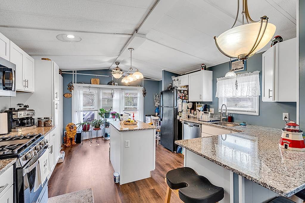 49 Wright Way Coventry, RI 02816 - Thumbnail 5