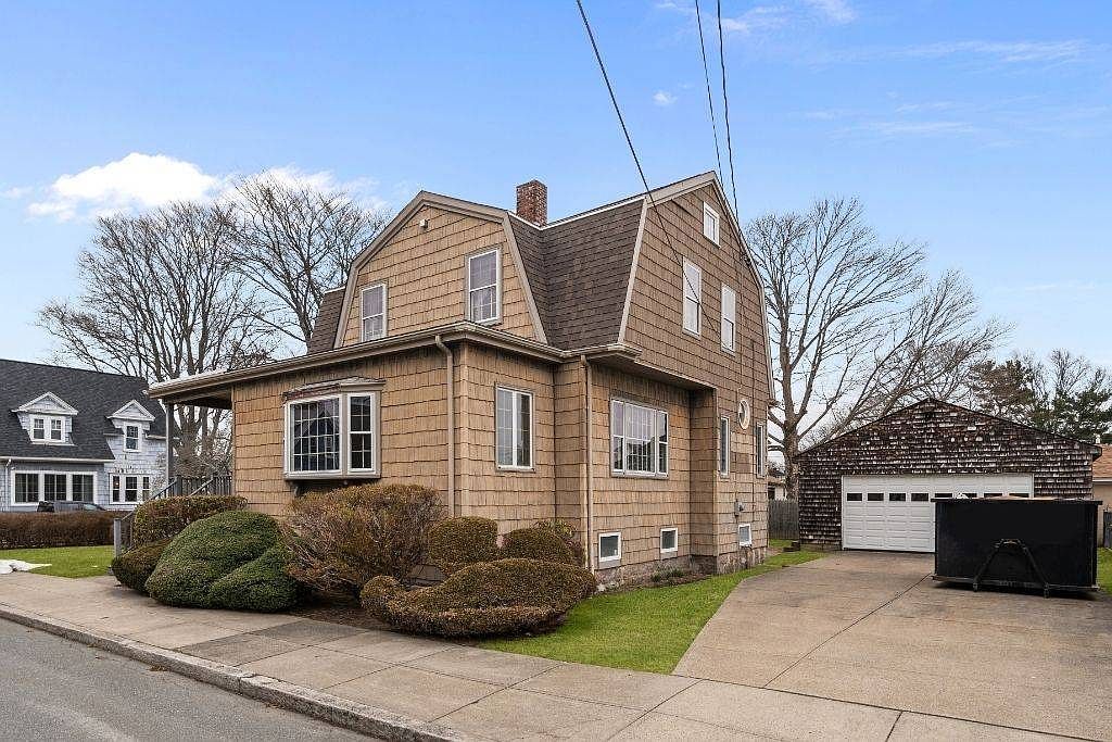 45 Read St Fall River, MA 02720 - Thumbnail 5