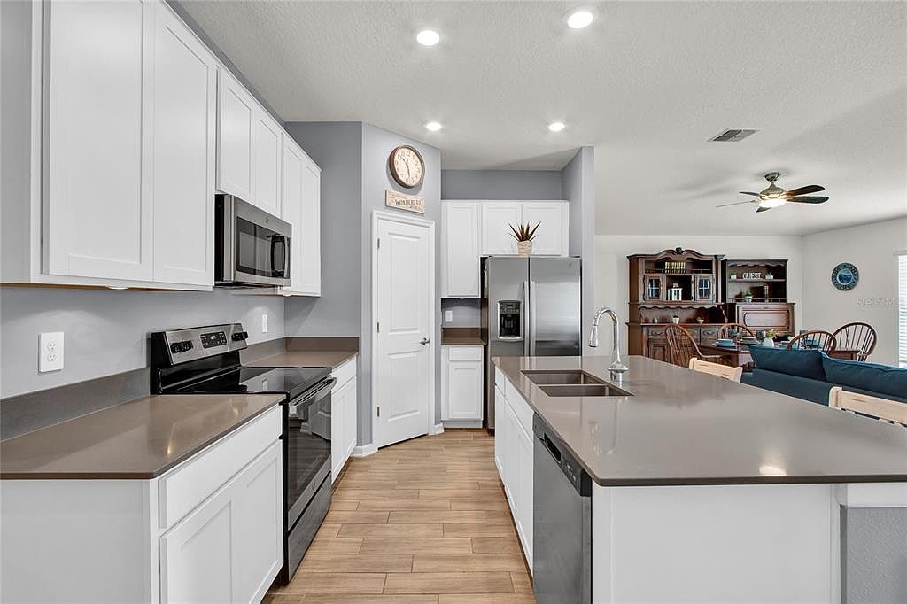 733 Citrus Reserve Blvd Davenport, FL 33837 - Thumbnail 5