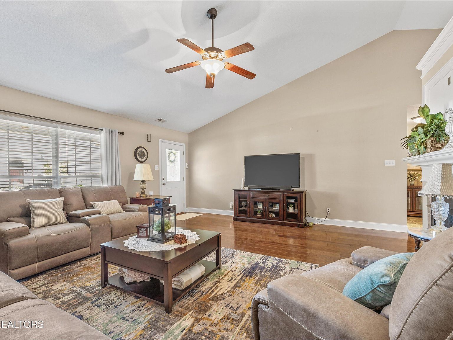 1026 Saint Johns Dr Maryville, TN 37801 - Thumbnail 5