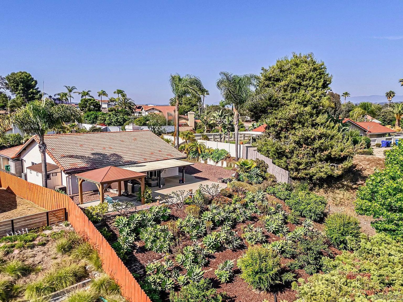 5241 Alamosa Park Dr Oceanside, CA 92057 - Thumbnail 5