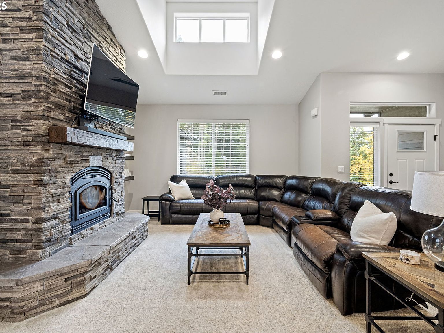 24741 Hall Rd Cheshire, OR 97419 - Thumbnail 5