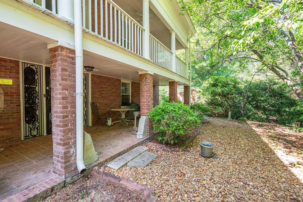 1000 10th St N Columbus, MS 39701 - Thumbnail 5