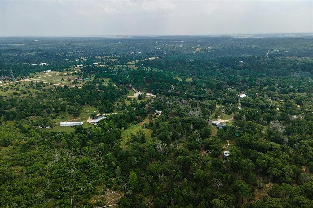 330 Powell Rd Smithville, TX 78957 - Thumbnail 5