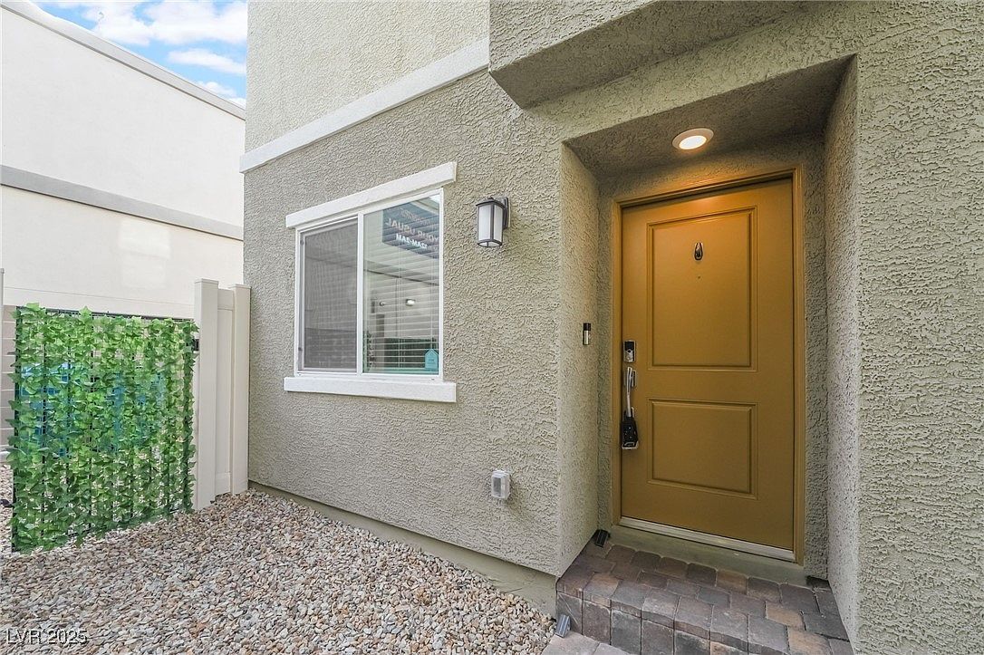 6858 Truffle Gray St Las Vegas, NV 89148 - Thumbnail 5