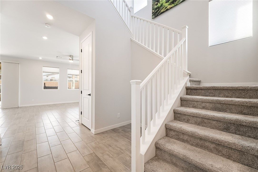 203 Jaldena Ln Henderson, NV 89011 - Thumbnail 5