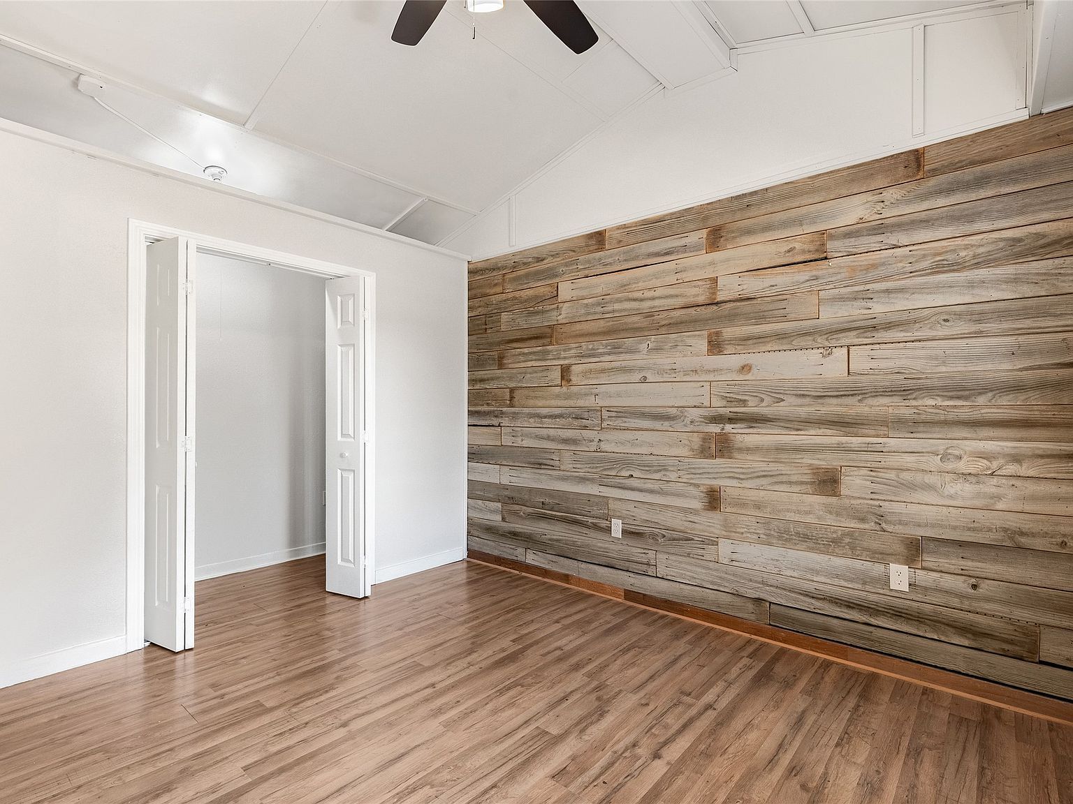 8778 State Highway 37 N Clarksville, TX 75426 - Thumbnail 5