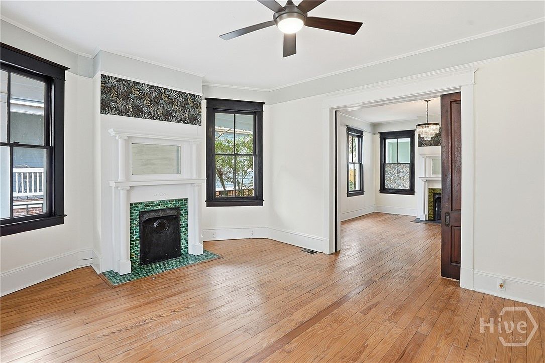 657 E Henry St Savannah, GA 31401 - Thumbnail 5