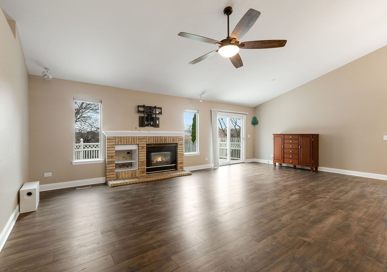 28621 Wagon Trail Rd Lakemoor, IL 60051 - Thumbnail 5