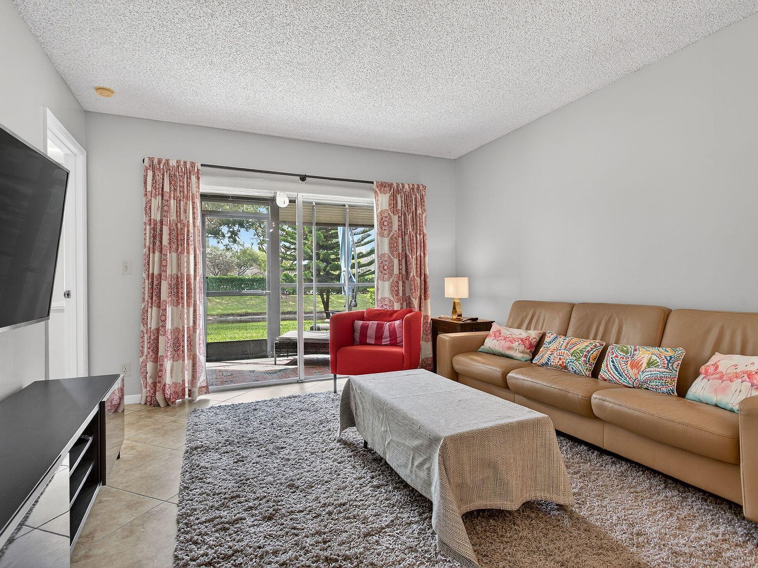 2230 N Cypress Bend Dr APT 104 Pompano Beach, FL 33069 - Thumbnail 5