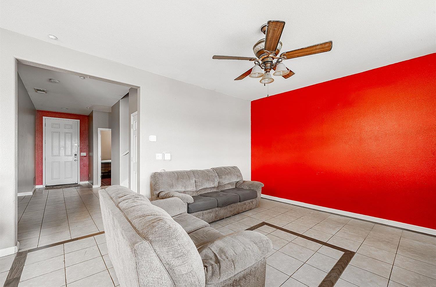 5368 E Tower Ave Fresno, CA 93725 - Thumbnail 5