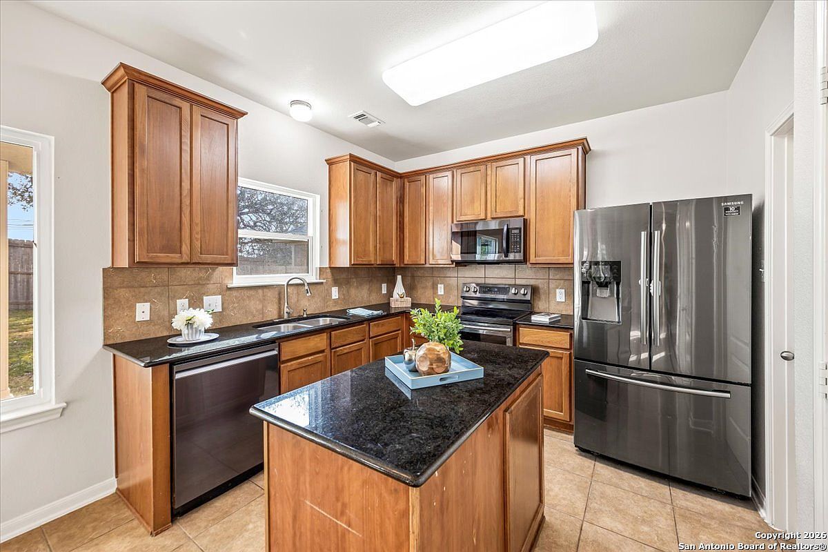 5430 Southern Oaks San Antonio, TX 78261 - Thumbnail 5