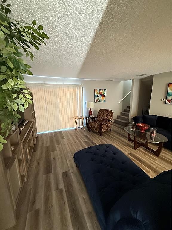 1147 Longfellow Rd #157C Sarasota, FL 34243 - Thumbnail 5