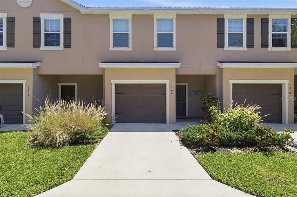 1306 Grantham Dr Sarasota, FL 34234 - Thumbnail 5