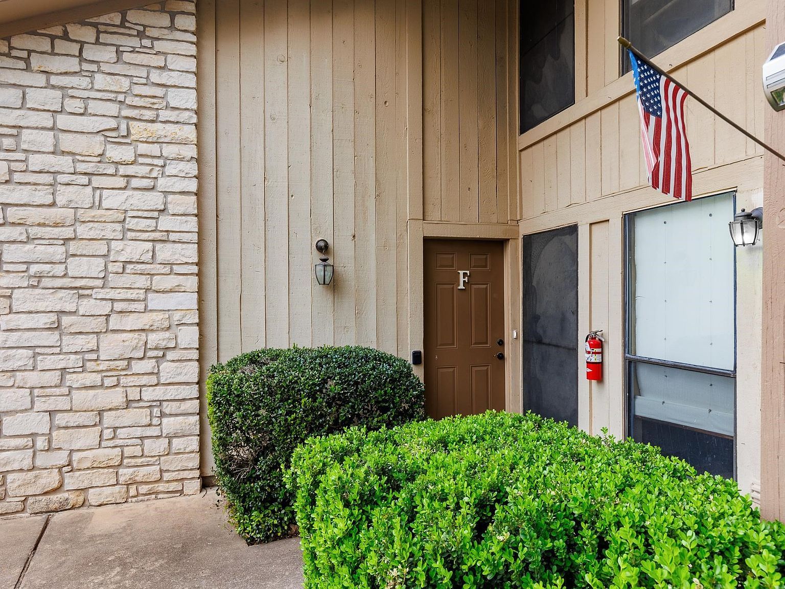 704F Horseshoe Bay Blvd Horseshoe Bay, TX 78657 - Thumbnail 5