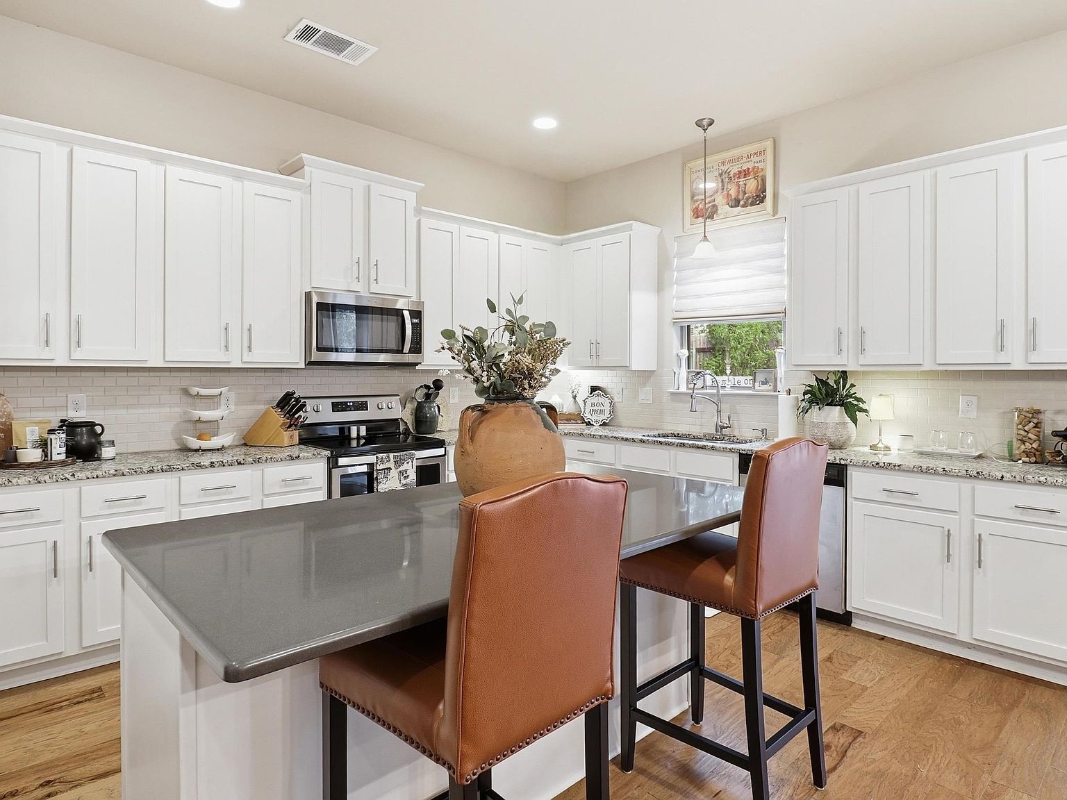 103 Kings Way Cottonwood Shores, TX 78657 - Thumbnail 5