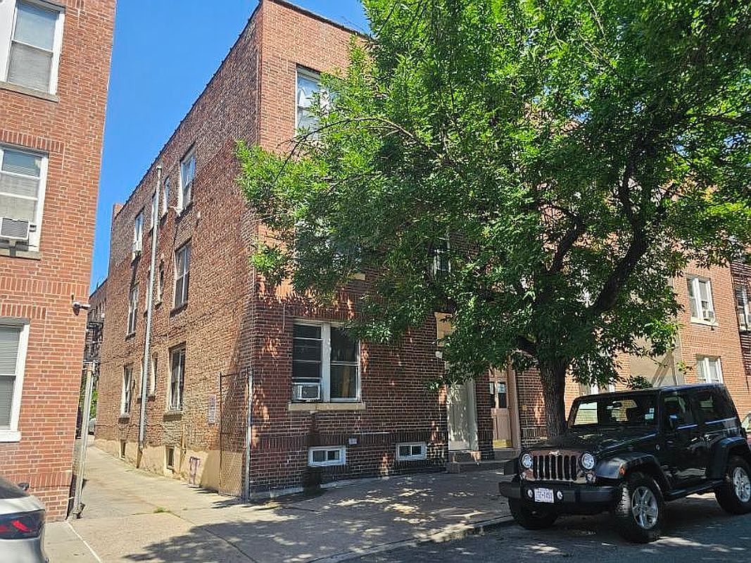 4332 40th St Sunnyside, NY 11104 - Thumbnail 5