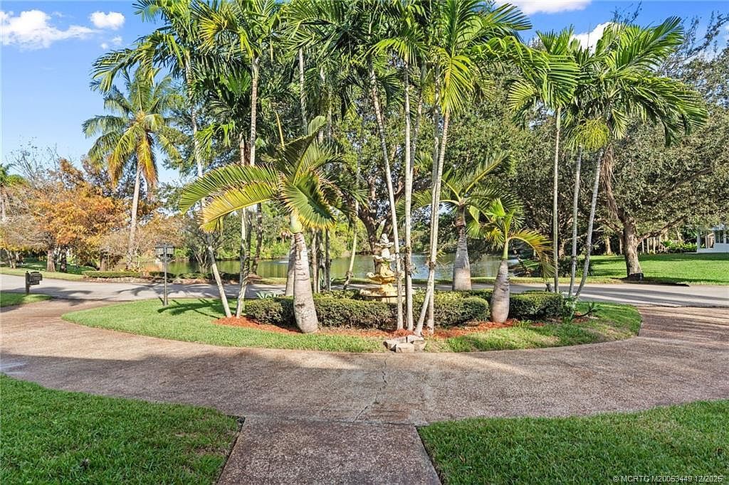 8 Bell Ln Palm Springs, FL 33406 - Thumbnail 5