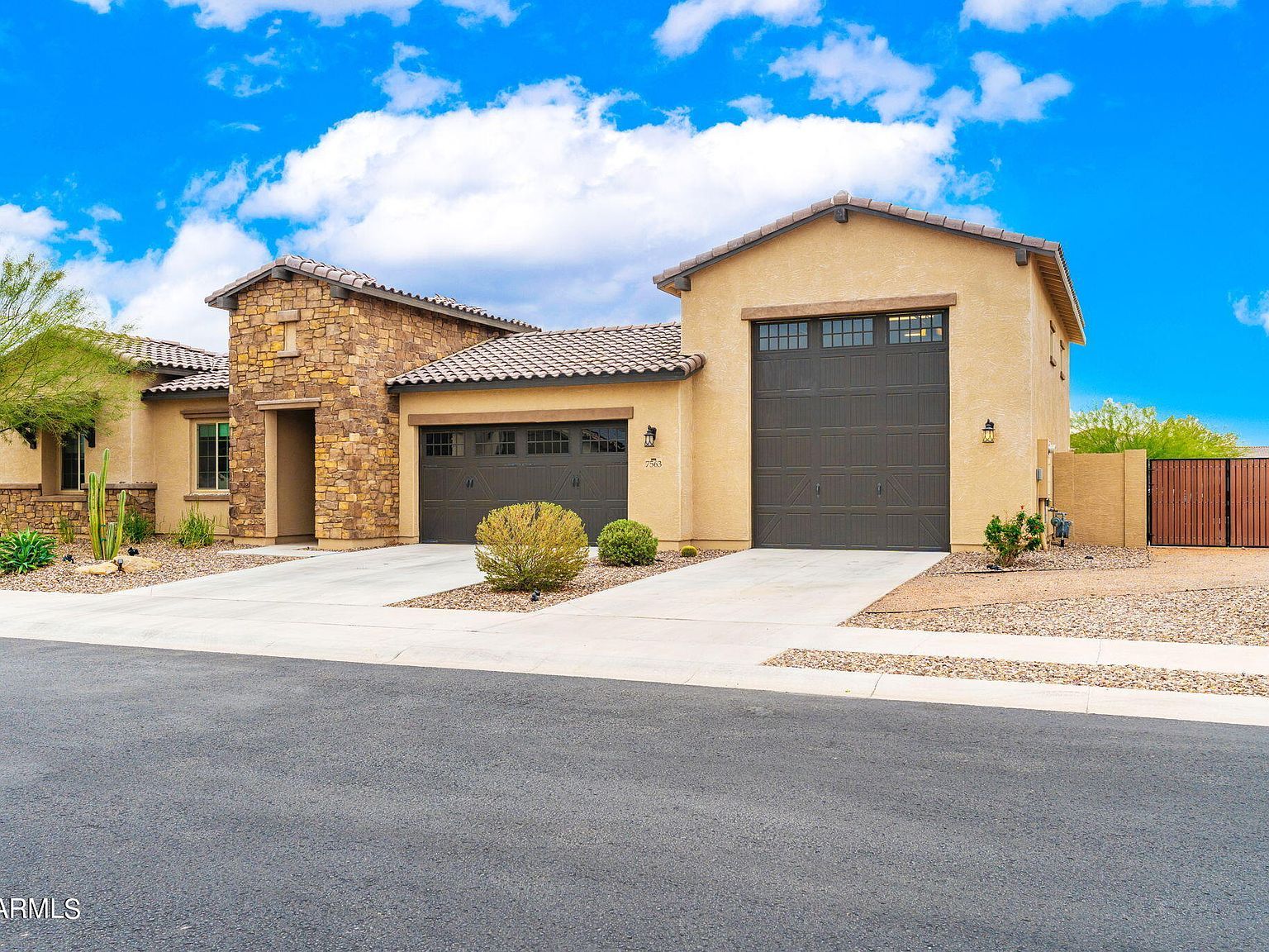 7563 W Electra Ln Peoria, AZ 85383 - Thumbnail 5