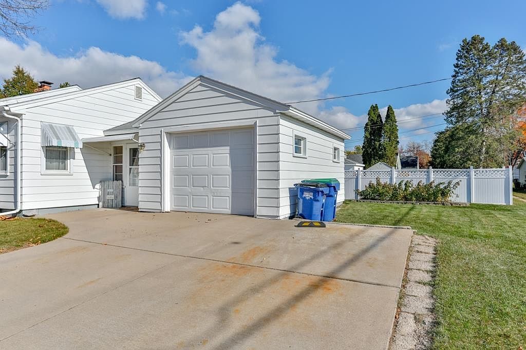 2201 Zimmerman St Wausau, WI 54403 - Thumbnail 5