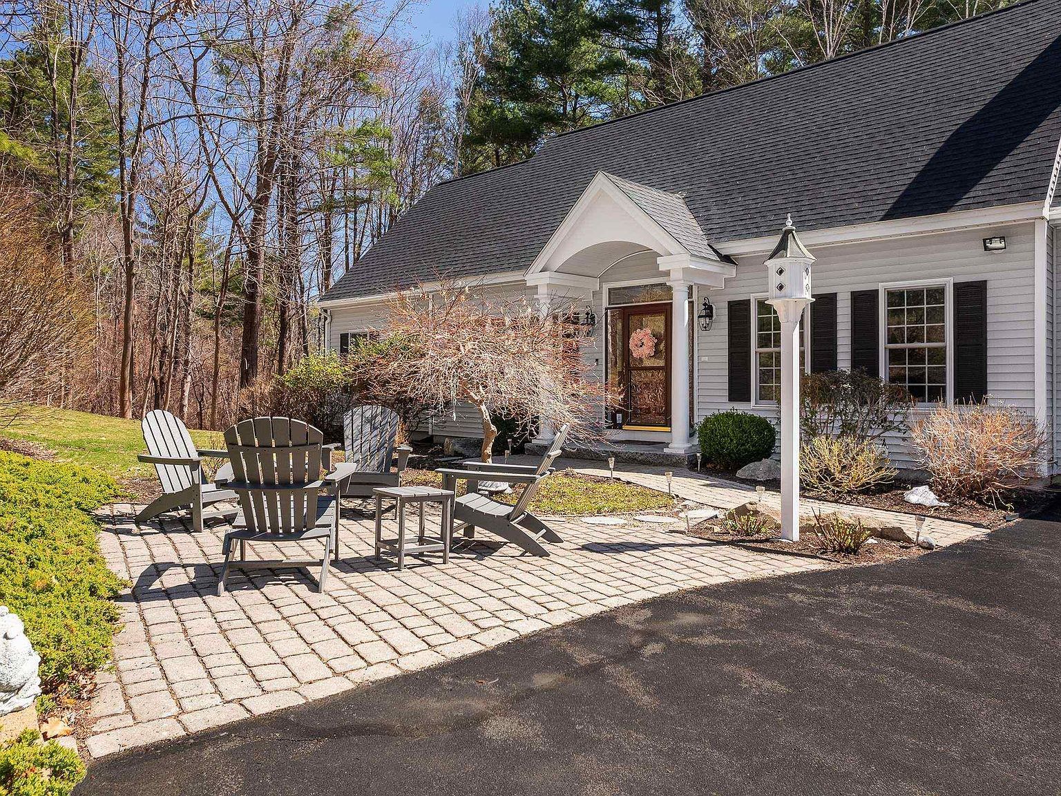 14 Lynch Ln Kittery Point, ME 03905 - Thumbnail 5