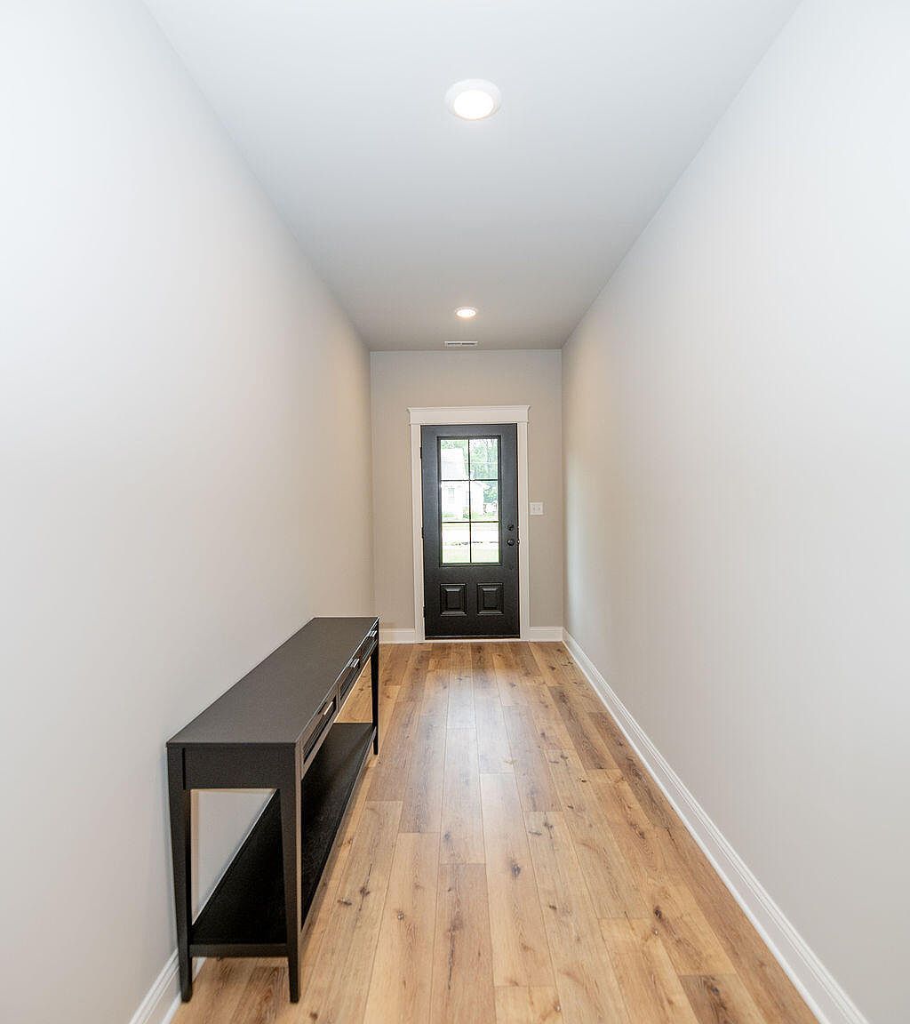 400 W 18th St #A La Porte, IN 46350 - Thumbnail 5