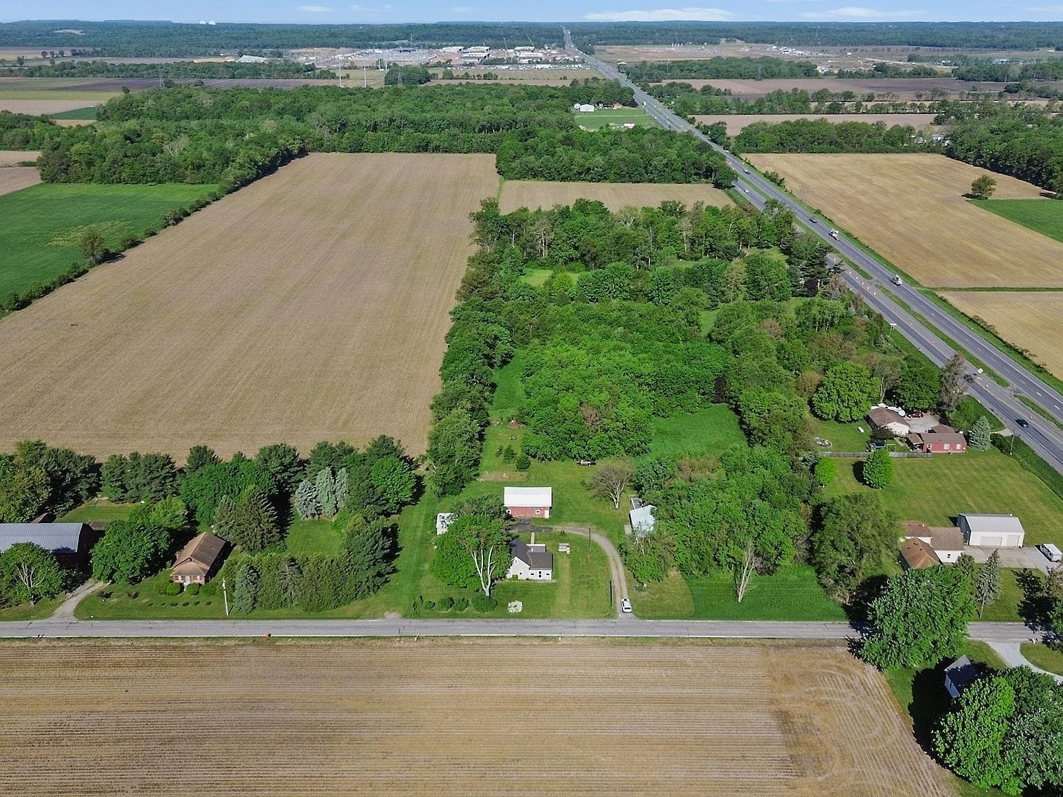 56611 Tulip Rd New Carlisle, IN 46552 - Thumbnail 5