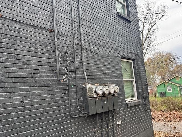 1627 Barton Memphis, TN 38106 - Thumbnail 5