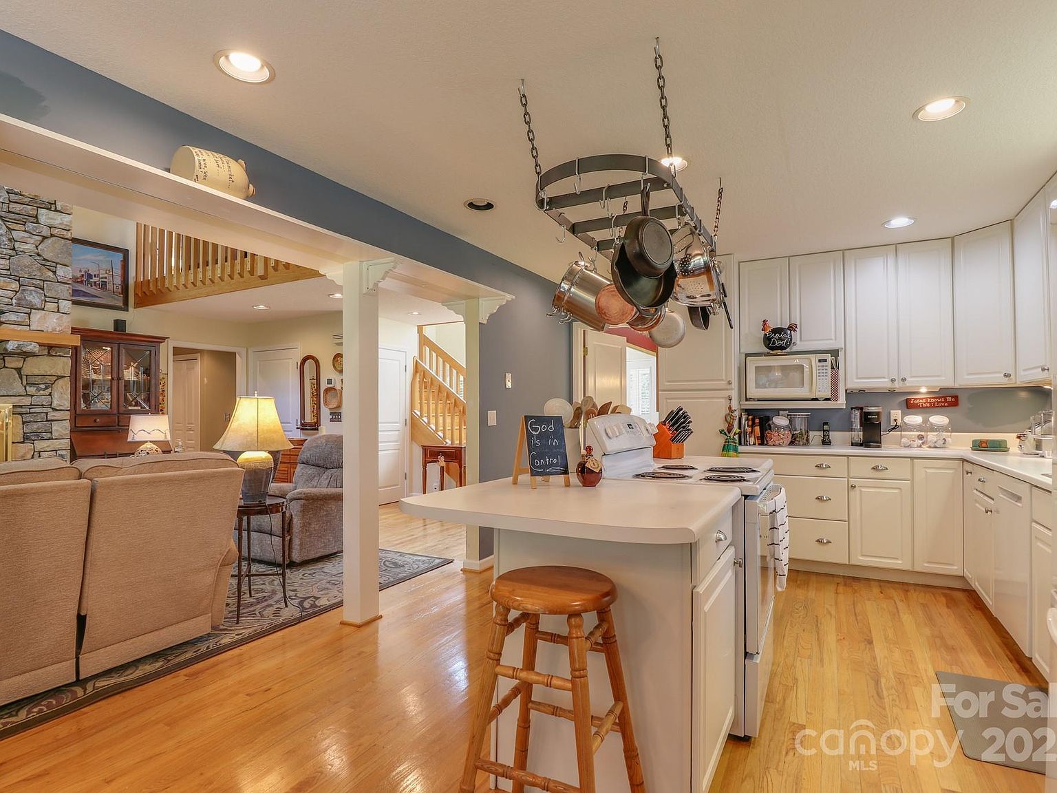 51 Windy Acres Dr Fairview, NC 28730 - Thumbnail 5