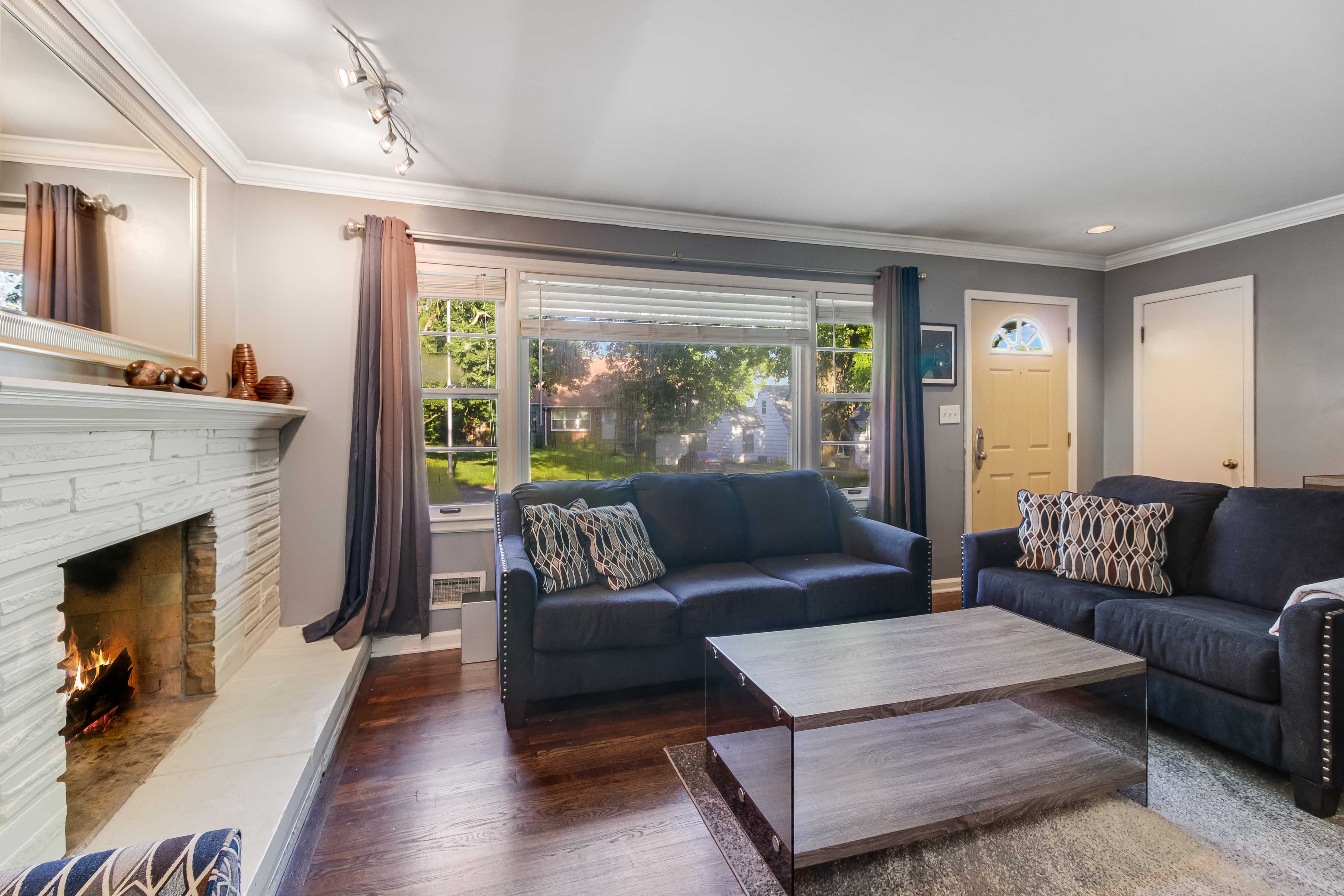 8400 Kenwood Avenue, Kansas City, MO, USA, 64131 - Thumbnail 3