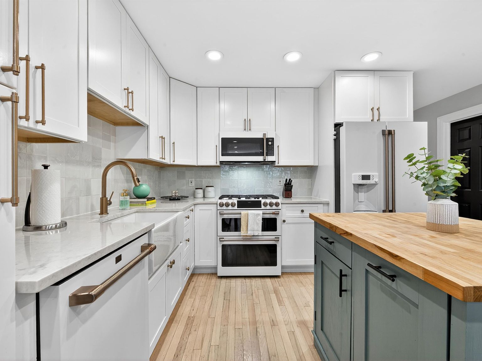 112 Bloomfield St APT 1 Hoboken, NJ 07030 - Thumbnail 5