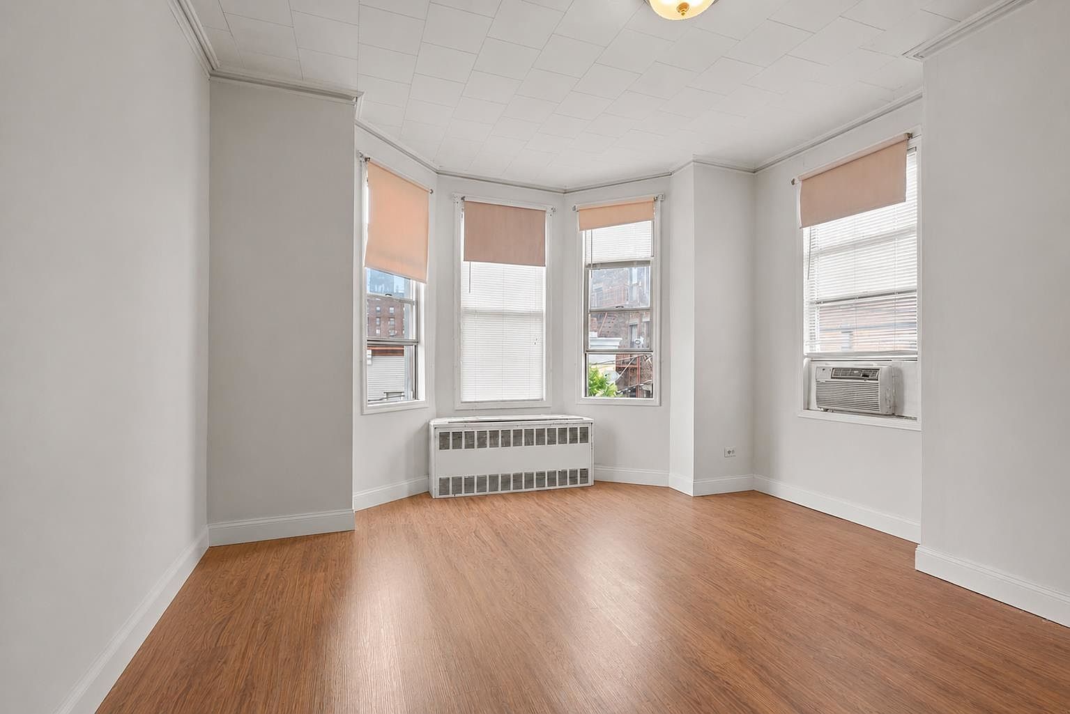 609 38th St Union City, NJ 07087 - Thumbnail 5